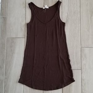 (3 for $10) Long ribbed tank top